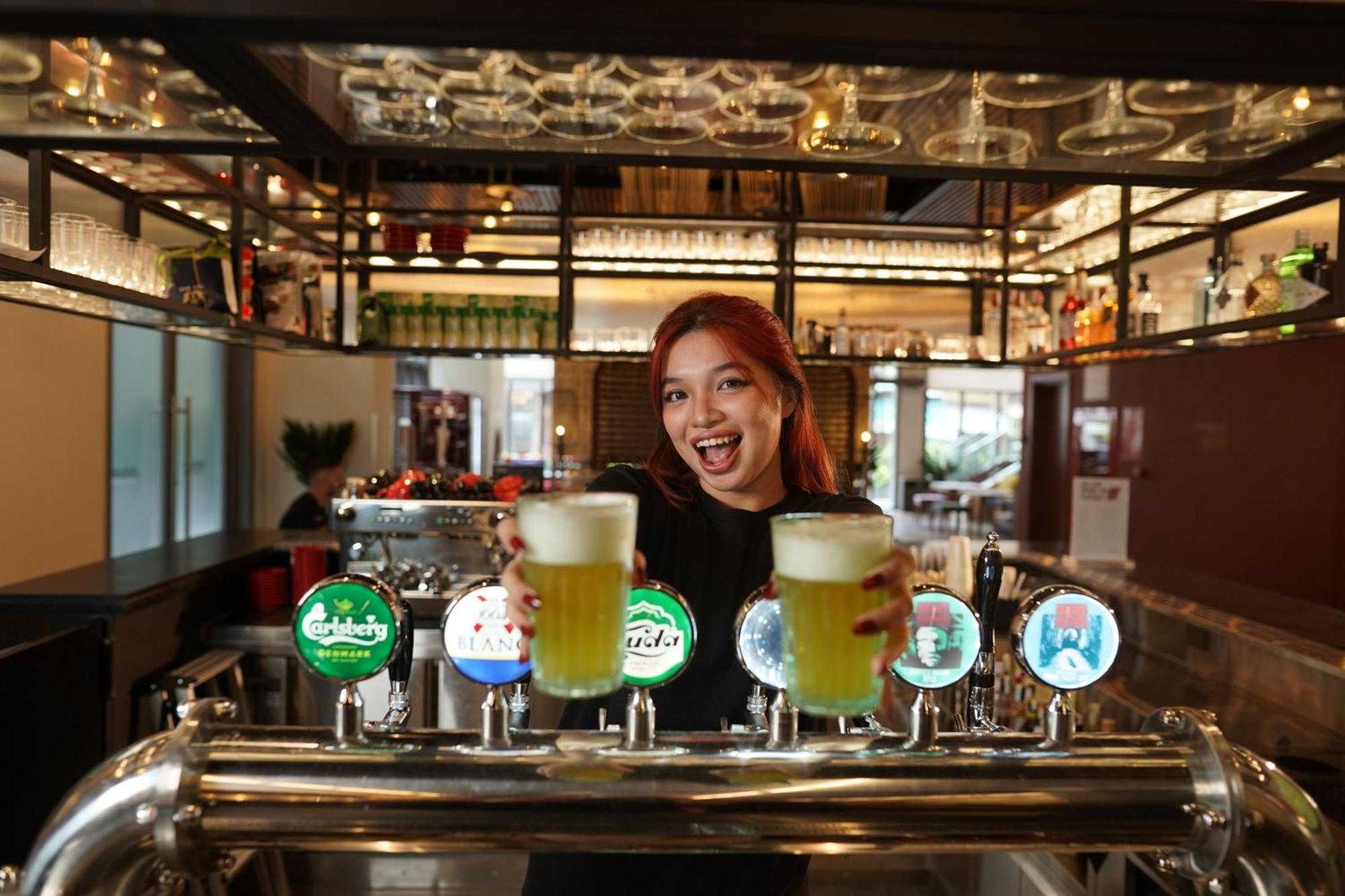 Wink Hotel Tuy Hoa Beach - 24Hrs Stay & Rooftop Pool Bar Buitenkant foto