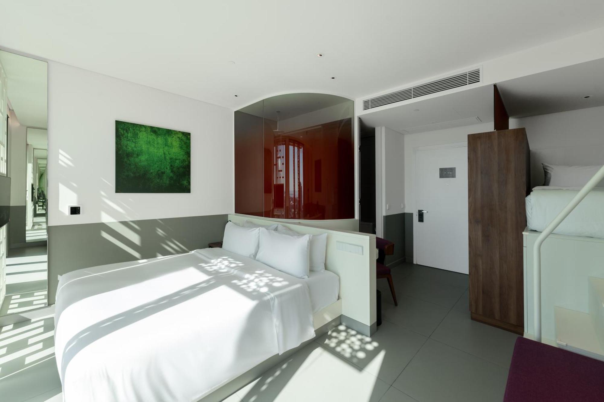 Wink Hotel Tuy Hoa Beach - 24Hrs Stay & Rooftop Pool Bar Buitenkant foto